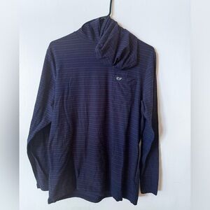 Vineyard vines XL hoodie.